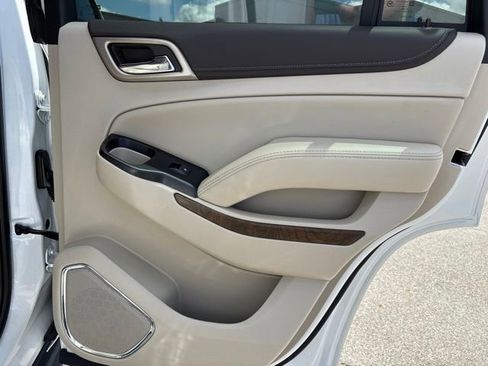 Used 2019 GMC Yukon Denali w/ Open Road Package AWD/4WD image 15