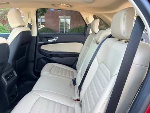 Used 2024 Ford Edge SEL w/ Convenience Package AWD/4WD image 15