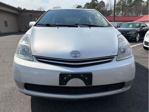 Used 2009 Toyota Prius Hatchback 4D image 2