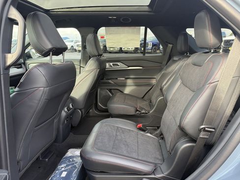 New 2026 Ford Explorer ST w/ Sun And Sound Package image 40