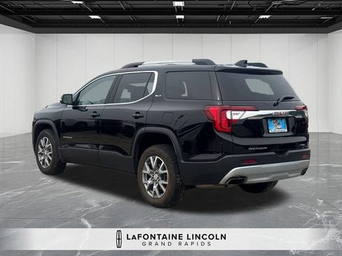 Used 2020 GMC Acadia SLT w/ Premium Package AWD/4WD image 3