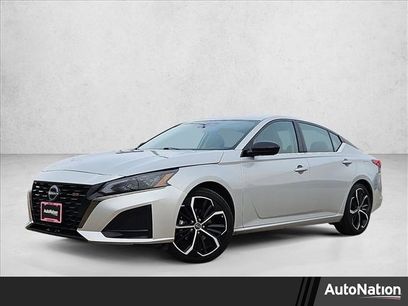 Used 2024 Nissan Altima 2.5 SR