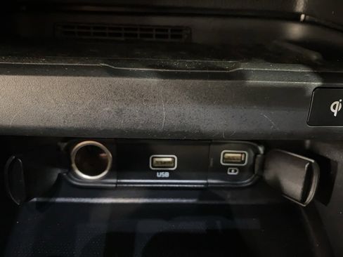 Used 2022 Kia Seltos SX w/ Sunroof Package image 29