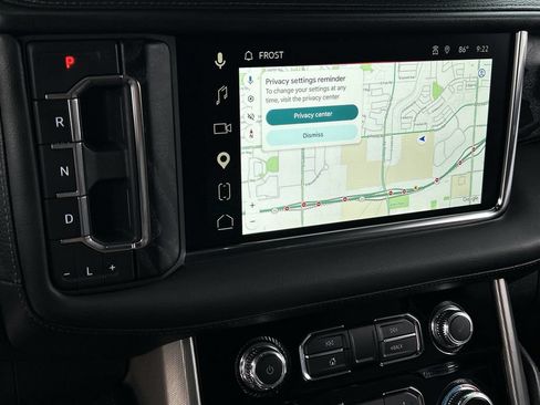 Used 2023 GMC Yukon Denali RWD image 14