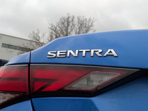 Used 2022 Nissan Sentra SV w/ Trunk Package image 14