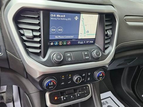 Used 2023 GMC Acadia SLT image 23