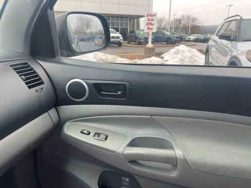 Used 2009 Toyota Tacoma 4x4 Access Cab V6 image 21