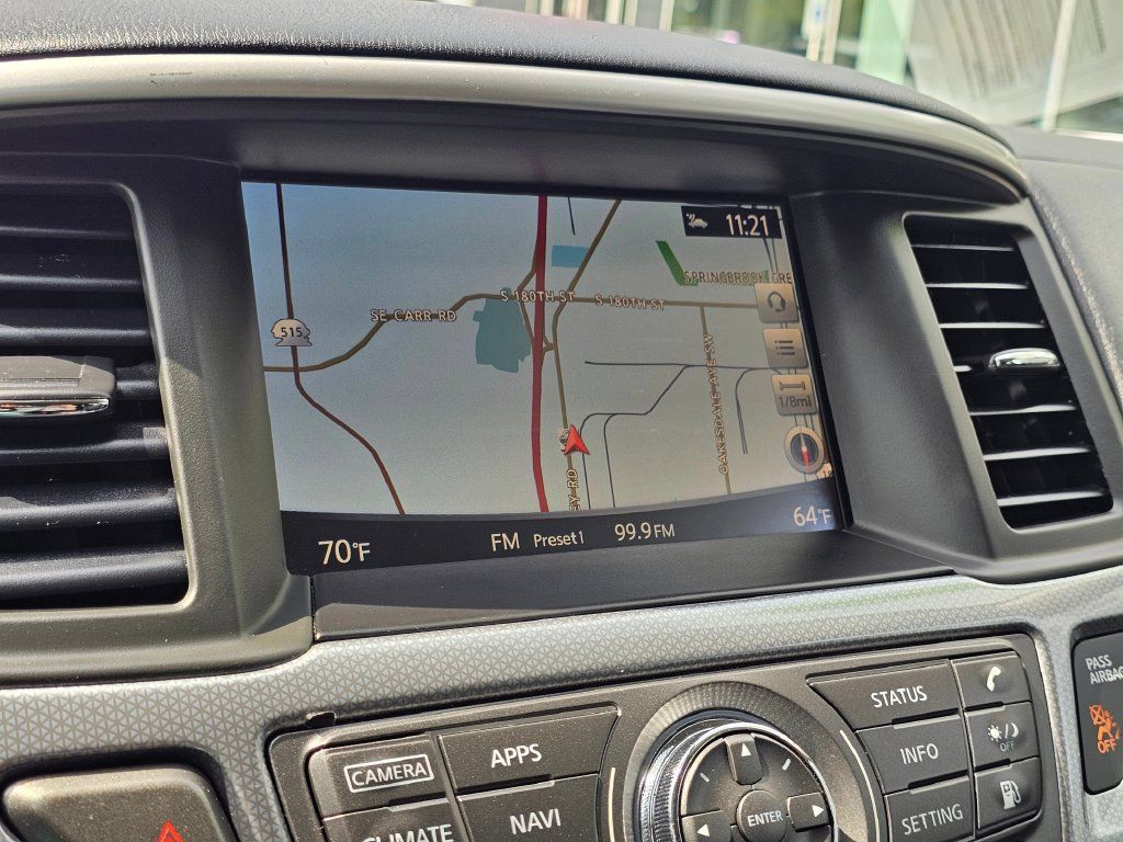 Used 2020 Nissan Pathfinder SL AWD/4WD image 31