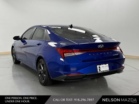 Used 2023 Hyundai Elantra Blue FWD image 8