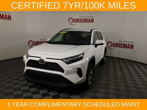 Used 2025 Toyota RAV4 XLE AWD/4WD image 1