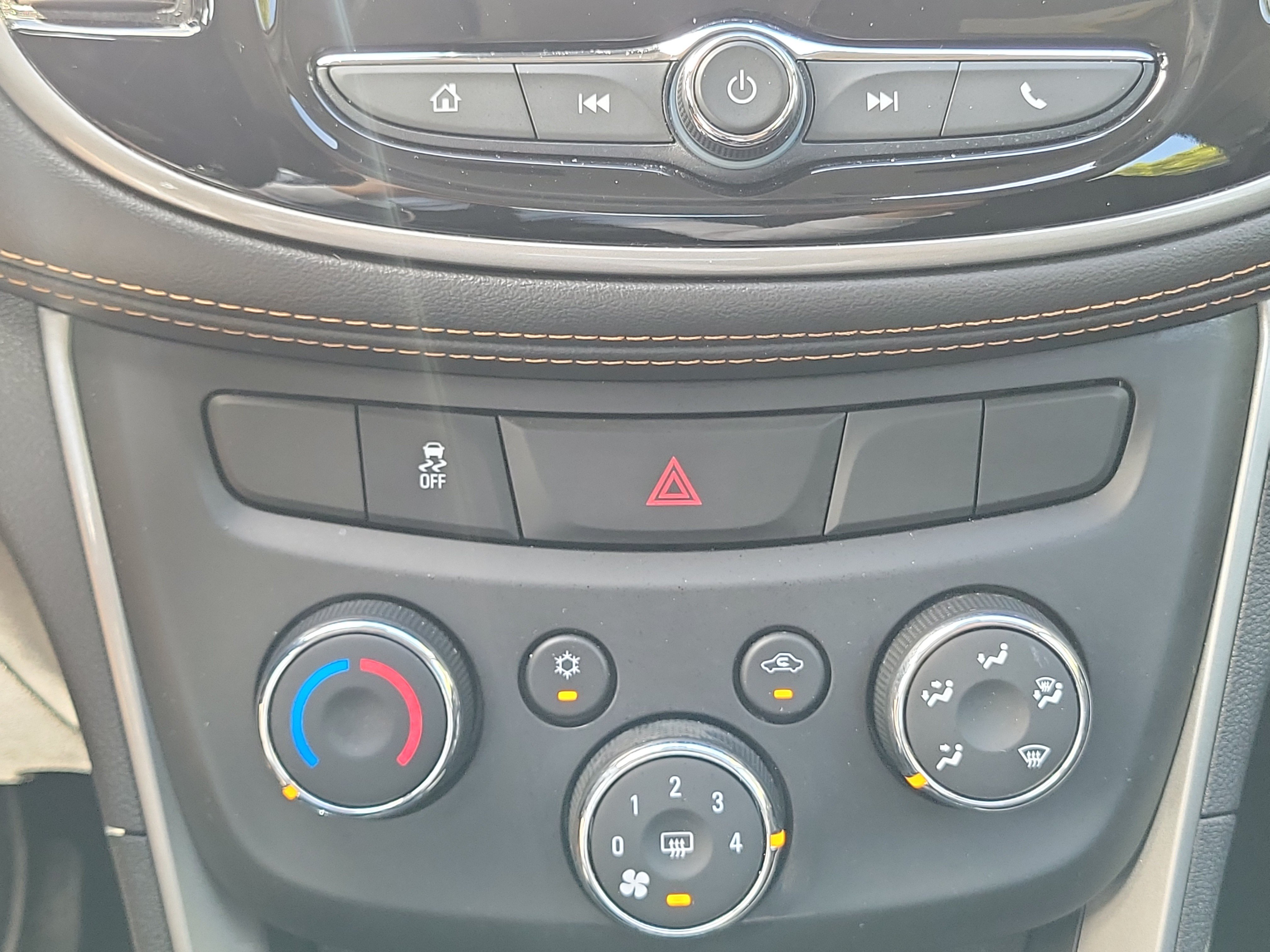 Used 2020 Chevrolet Trax LS FWD image 24