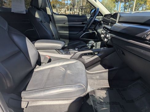 Used 2024 Kia Telluride S w/ S Sunroof Package image 10