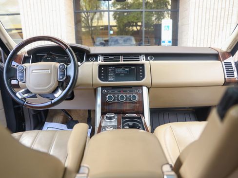 Used 2016 Land Rover Range Rover HSE image 31