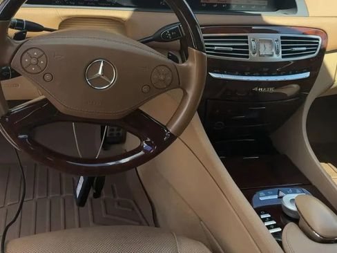 Used 2013 Mercedes-Benz CL 550 4MATIC w/ Sport Pkg Plus One image 12