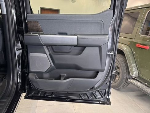 Used 2023 Ford F150 Lariat w/ Trailer Tow Package image 47