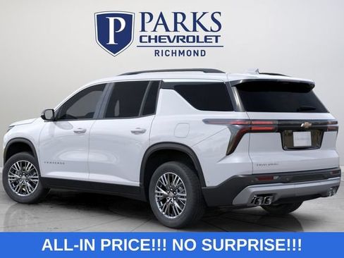 New 2027 Chevrolet Traverse LT FWD image 6