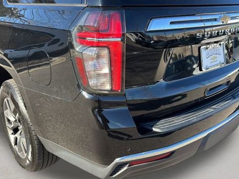 Used 2021 Chevrolet Suburban LT w/ Rear Media and Nav Package image 37