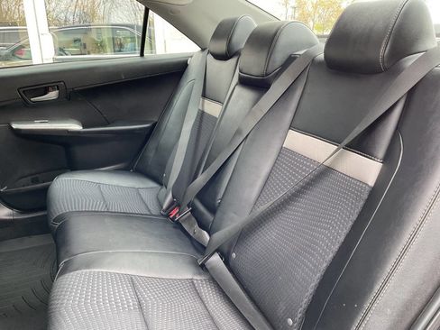 Used 2013 Toyota Camry SE image 25