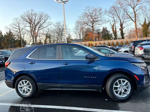 Certified 2022 Chevrolet Equinox LT image 4