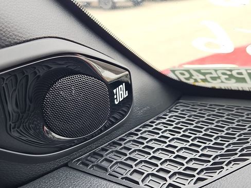 New 2026 Toyota 4Runner 4WD image 15