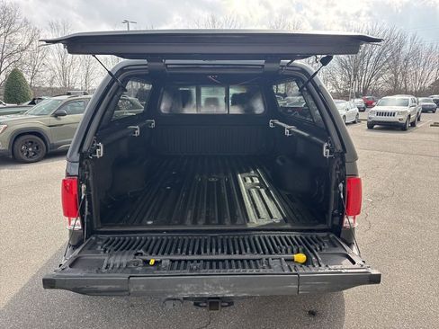 Used 2014 Ford F450 Platinum w/ FX4 Off Road Package image 13