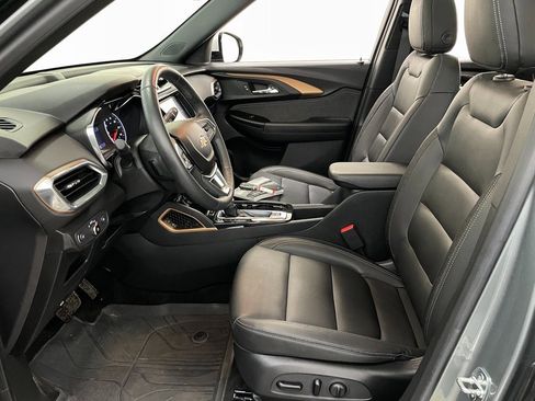 Certified 2023 Chevrolet TrailBlazer ACTIV w/ Sun and Liftgate Package image 8