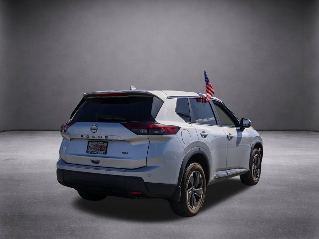 Used 2024 Nissan Rogue SV FWD image 4