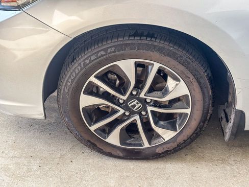 Used 2014 Honda Civic EX image 11