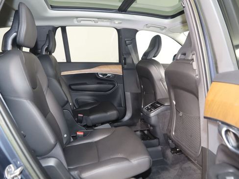Used 2023 Volvo XC90 B6 Plus w/ Protection Package Premier AWD/4WD image 15