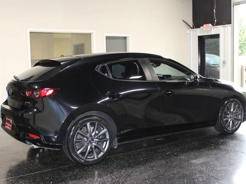 Used 2019 MAZDA MAZDA3 Hatchback FWD image 3