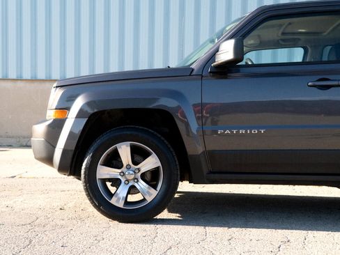 Used 2017 Jeep Patriot High Altitude image 11