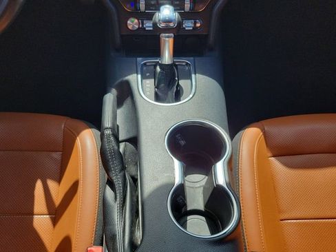 Used 2022 Ford Mustang Premium image 14