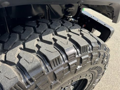 Used 2020 Jeep Wrangler Unlimited Sport image 19