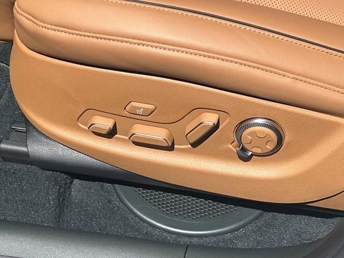 New 2026 Genesis GV80 2.5T Prestige AWD/4WD image 16