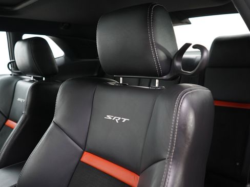 Used 2009 Dodge Challenger SRT8 RWD image 18