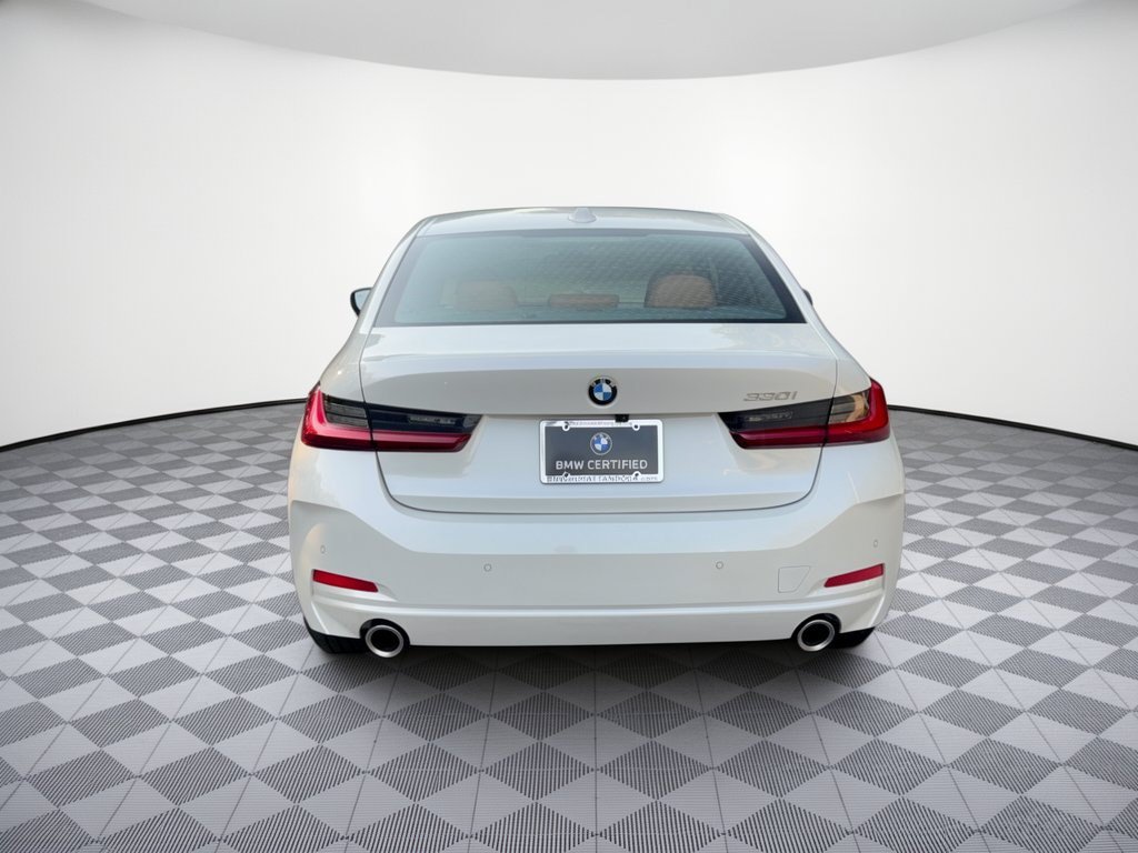 Certified 2026 BMW 330i Sedan RWD image 11