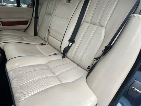 Used 2011 Land Rover Range Rover HSE LUX image 44