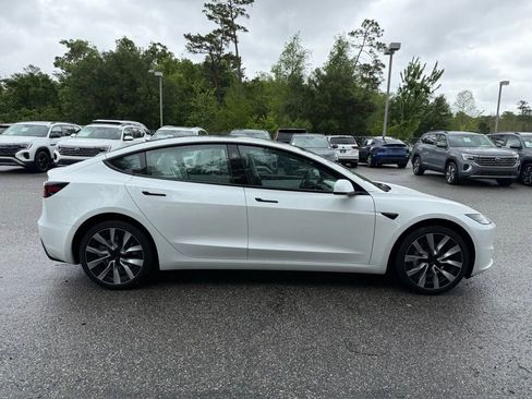 Used 2025 Tesla Model 3 image 8