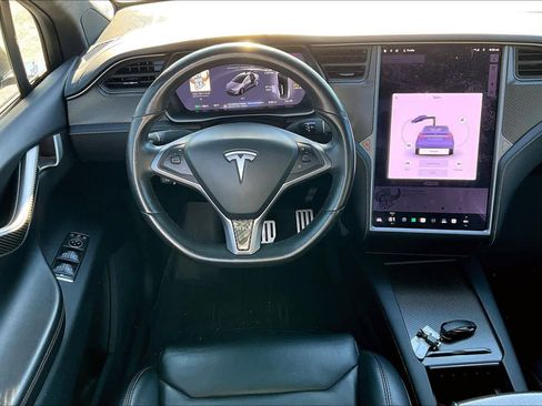 Used 2019 Tesla Model X Performance image 5