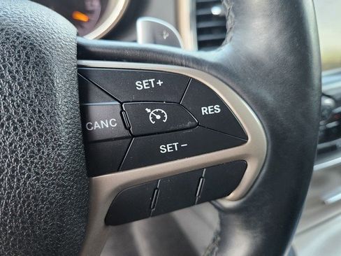 Used 2014 Jeep Grand Cherokee Limited image 14