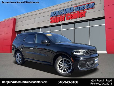 Used 2023 Dodge Durango GT image 1