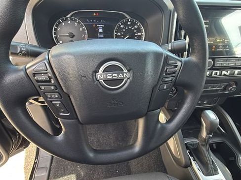 New 2026 Nissan Frontier SV w/ Tow Package image 18