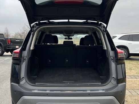 Used 2023 Nissan Rogue SV image 24