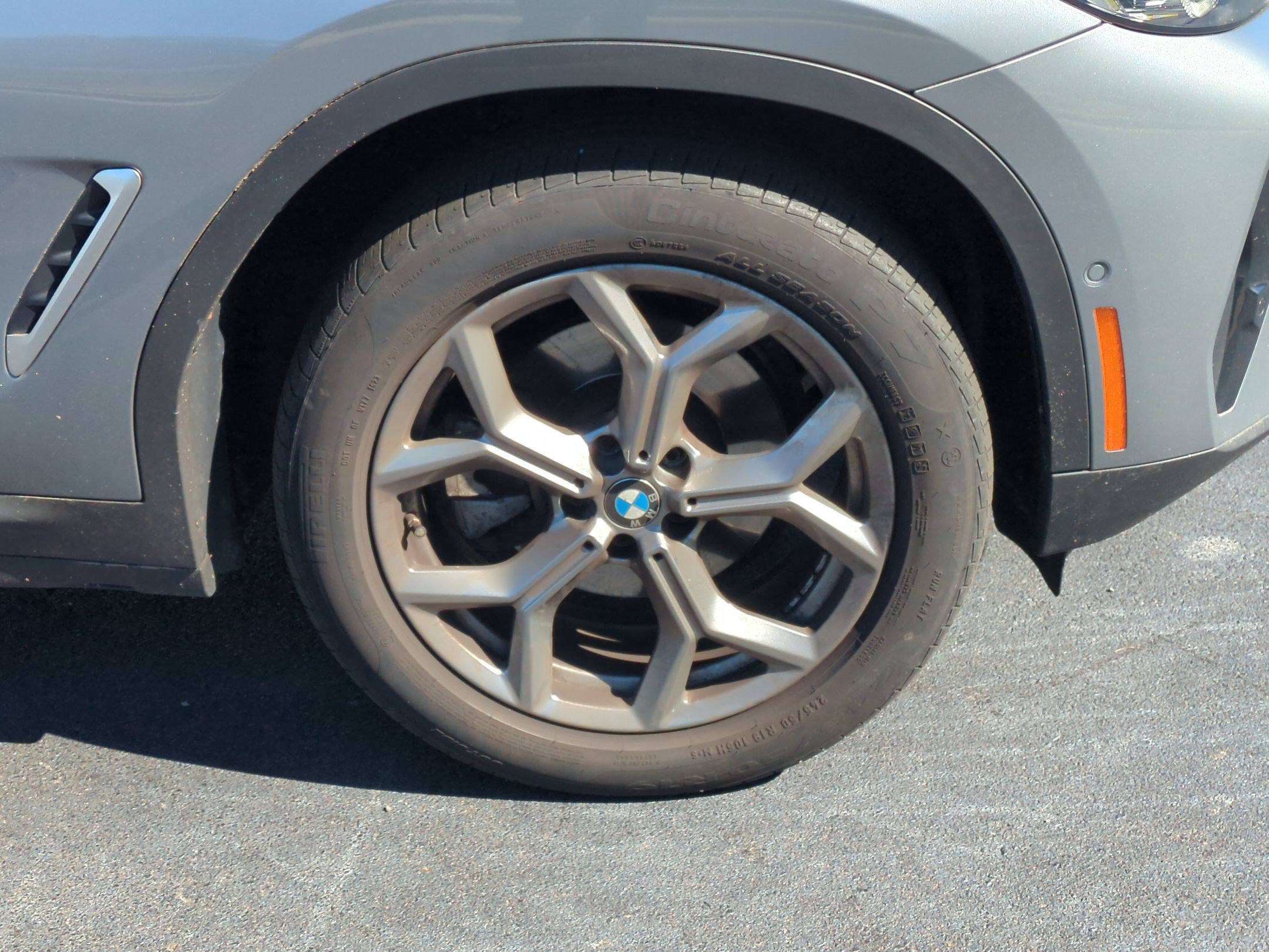Used 2023 BMW X3 xDrive30i w/ Premium Package w/ZPA AWD/4WD image 12