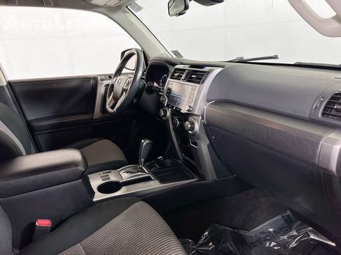 Used 2022 Toyota 4Runner SR5 RWD image 27