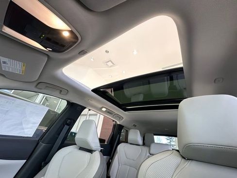 New 2026 INFINITI QX60 Luxe w/ Family Package image 22