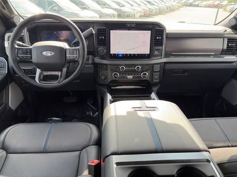 Used 2026 Ford F450 Platinum w/ FX4 Off-Road Package AWD/4WD image 23
