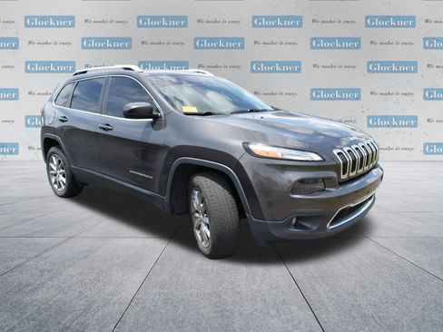 Used 2018 Jeep Cherokee Limited AWD/4WD image 11