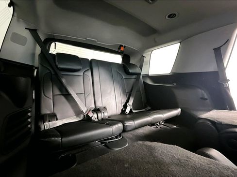 Used 2019 Chevrolet Tahoe Premier image 28