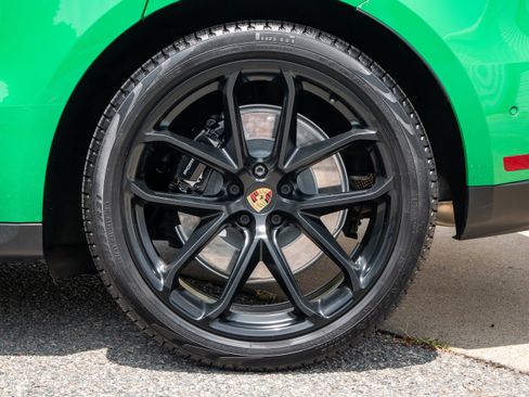 Used 2023 Porsche Macan GTS image 12